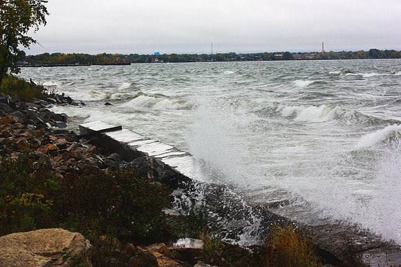 Crashing Waves